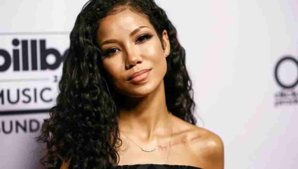 What is Jhene Aikos Ethnicity, Baby Father, Meditation, Siblings, Nationality, Daughter Instagram, Name, Dad